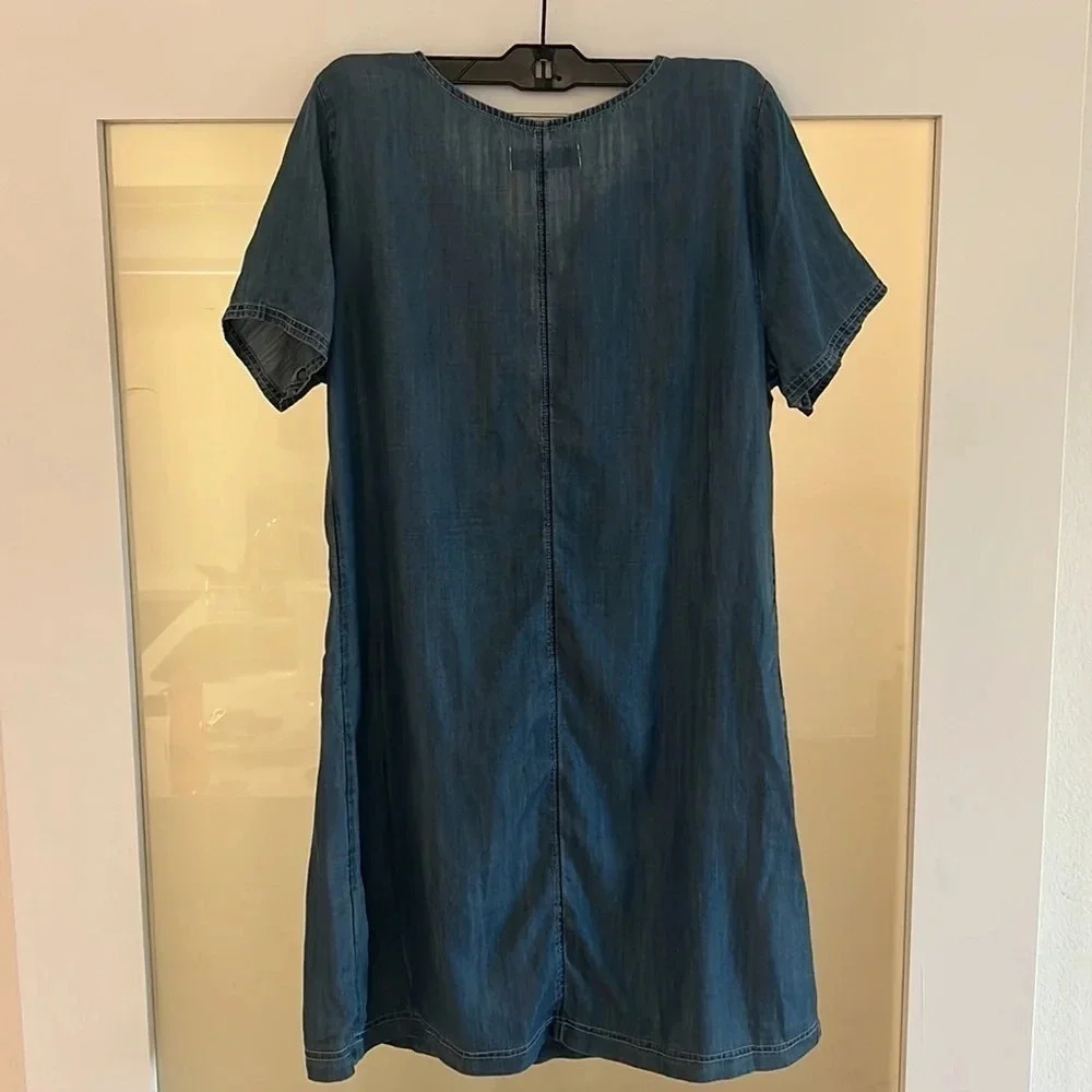 Abercrombie & Fitch Denim/Chambray Lace Up Dress - Picture 3 of 3